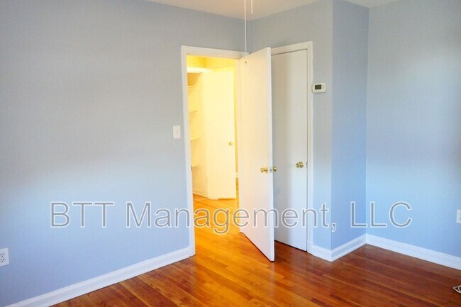 Building Photo - 4013 38th St