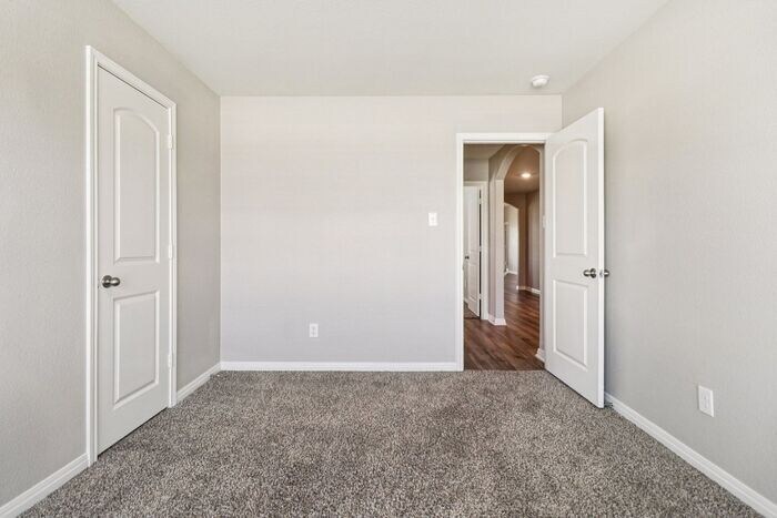 Building Photo - 3900 Calvary Ct