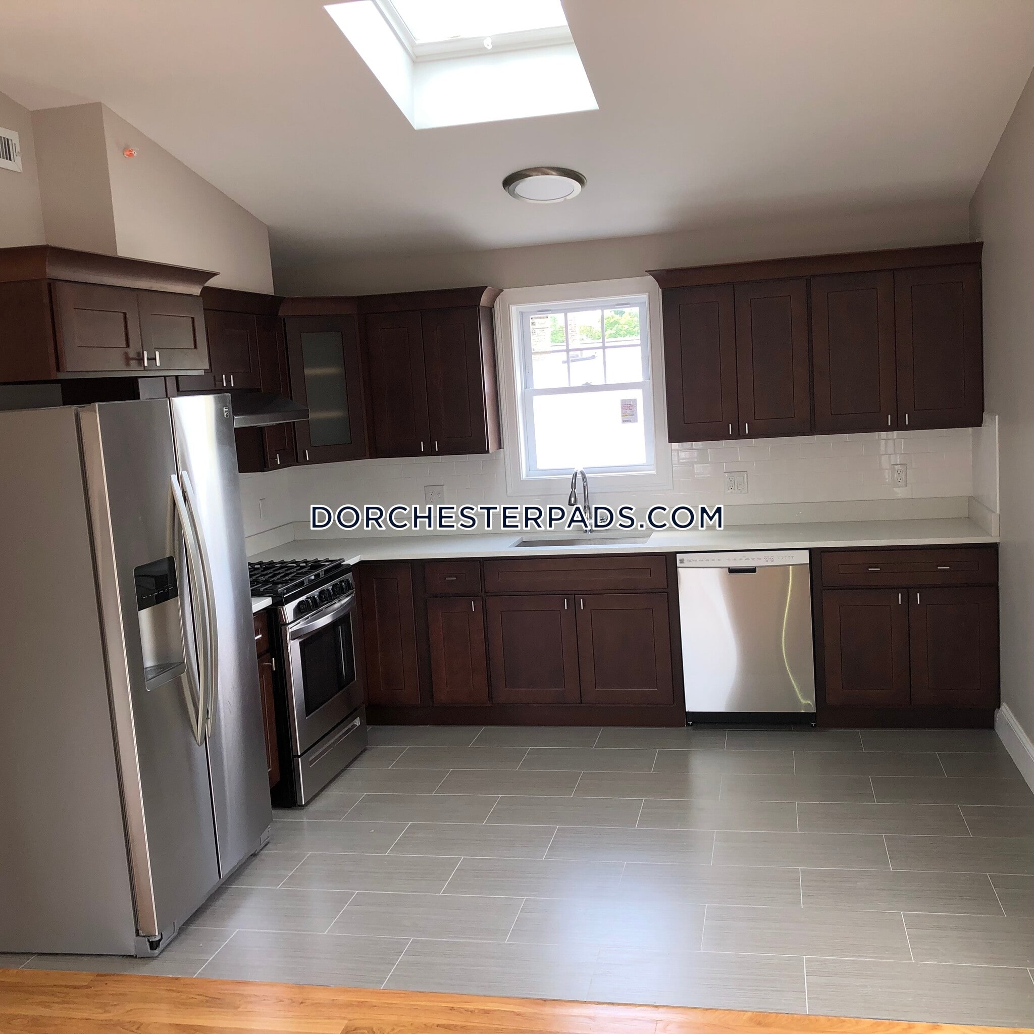 Building Photo - 273 Hancock St