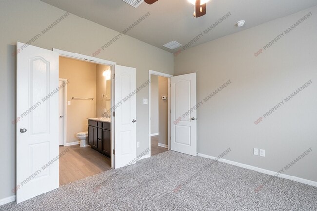 Building Photo - 7213 Lee Hall Loop