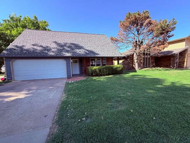Building Photo - Nice 3 bedroom 2.5 bath near Jenks HS