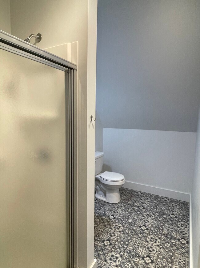 Building Photo - 53 Main St