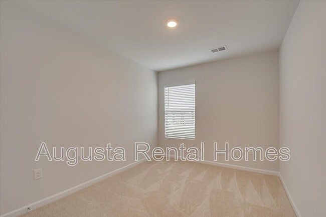 Building Photo - 4315 Newland St