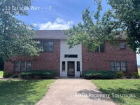 Building Photo - 10 Giesler Way