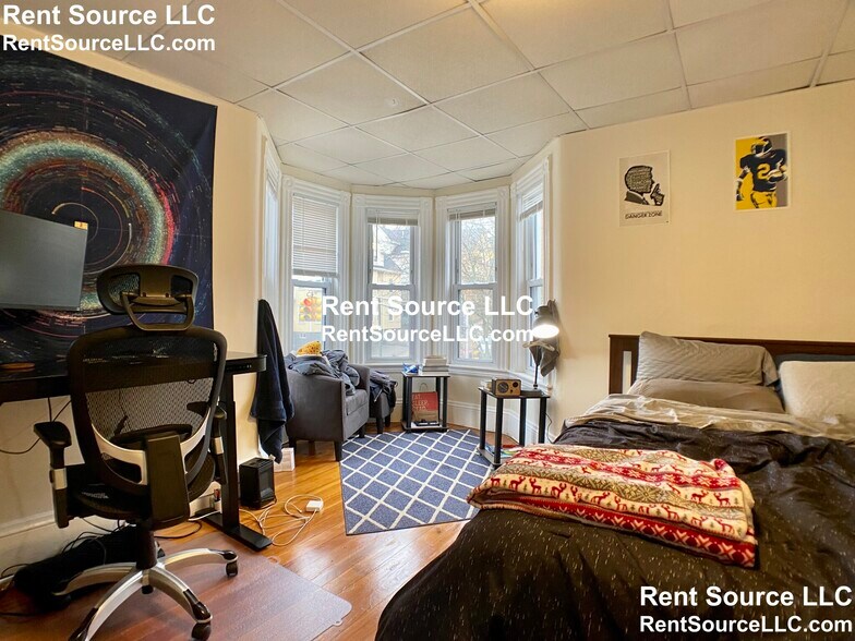 Building Photo - 267-269 Highland Ave. Unit 2