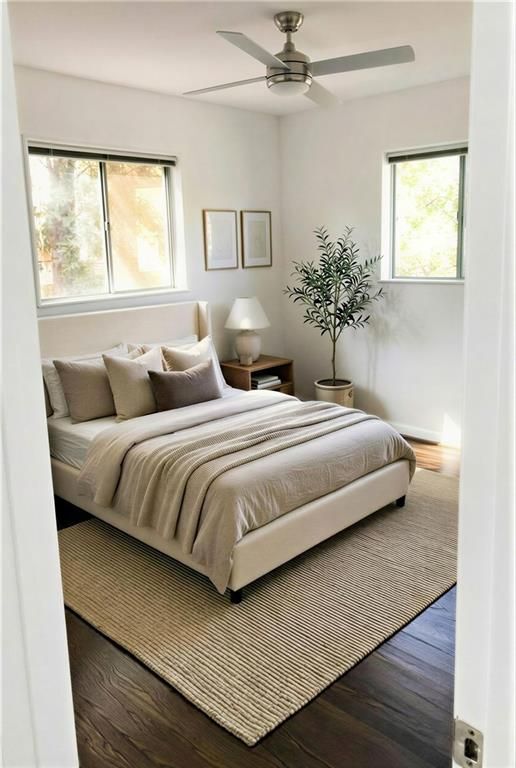 Building Photo - 2356 Valley View Dr SE