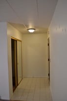 Building Photo - 521 Forest Green Dr