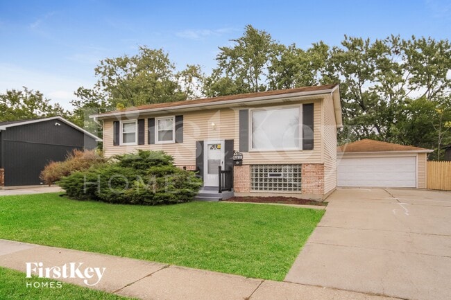 Building Photo - 17213 Springtide Ln