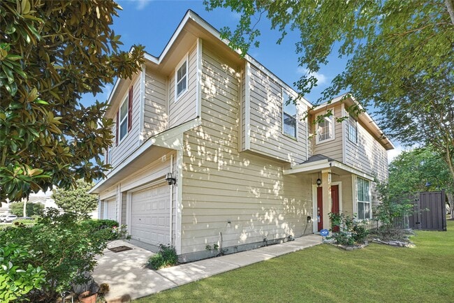 Primary Photo - 16106 Greenport Ln