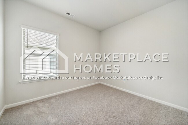 Building Photo - 15678 Brickman Ln