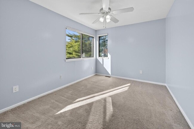 Building Photo - 203 Gregorys Way