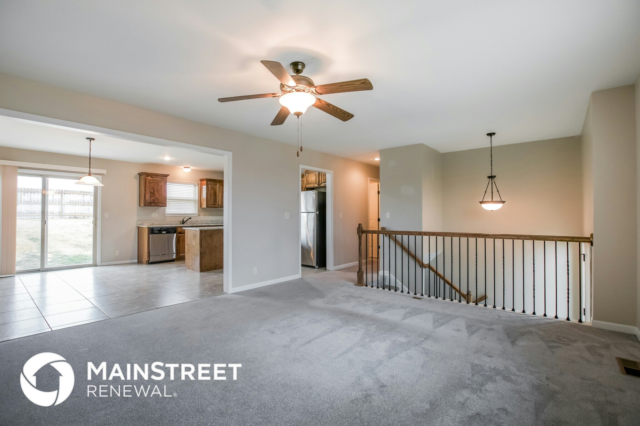 Building Photo - 1305 NW High View Dr