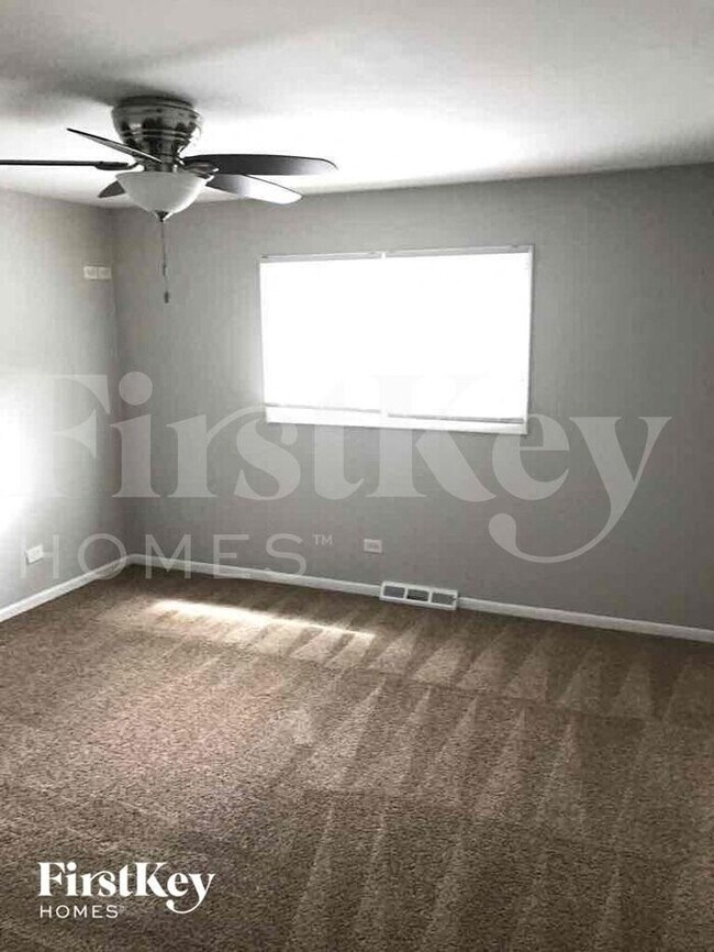 Building Photo - 2S383 Riverside Ave