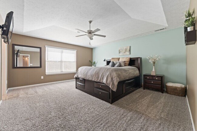 Building Photo - 8609 Warbler Br Wy