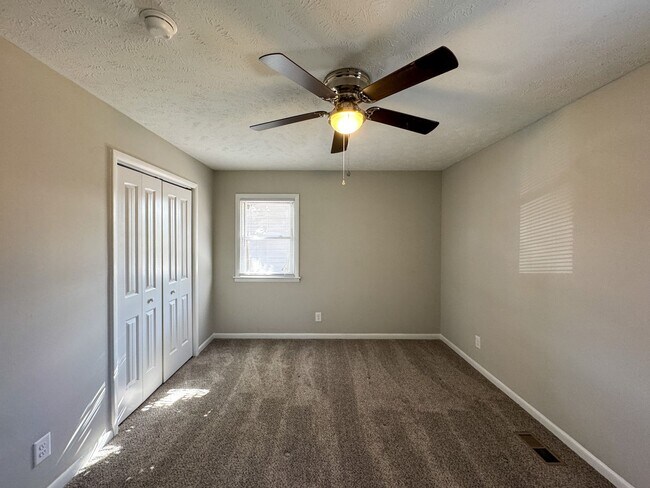 Building Photo - Cute 3 Bed 2 Bath Home in Fayetteville