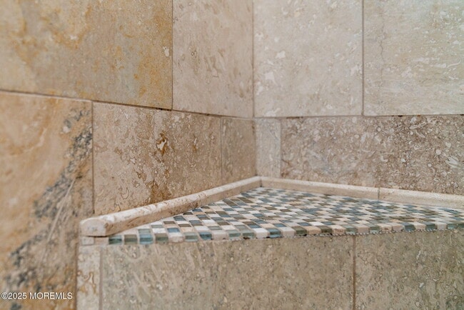 Building Photo - 413 13th Ave