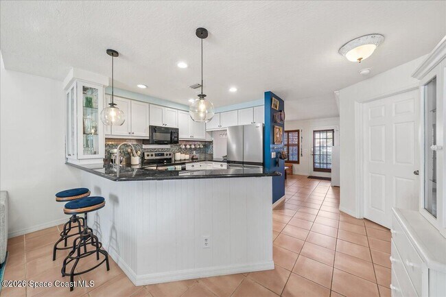 Building Photo - 119 Casseekee Trail