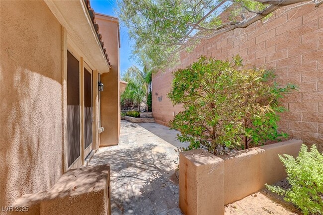 Building Photo - 1238 Calcione Dr