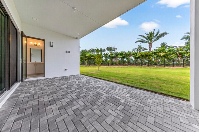 Building Photo - 9361 Sunflower Mdw Rd