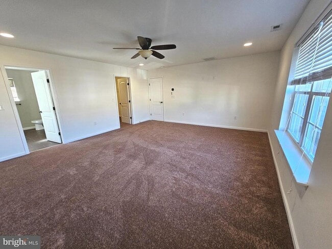 Building Photo - 269 S Marshview Terrace