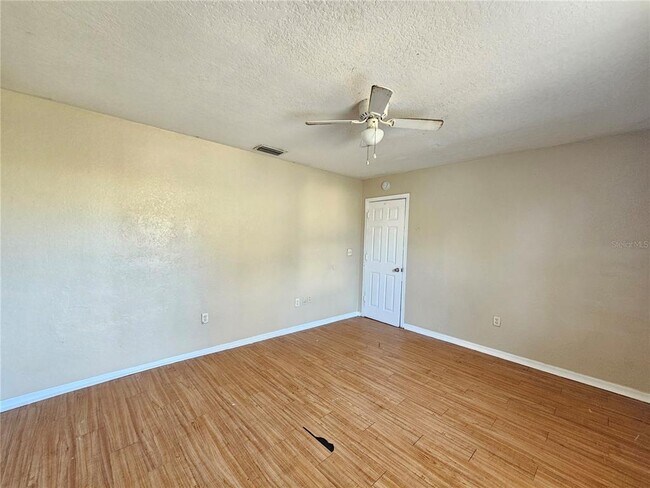 Building Photo - 2319 E Magnolia St