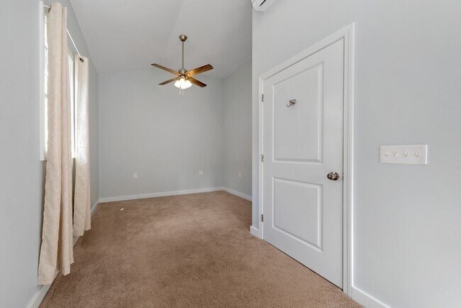 Building Photo - 19 Winthrop Ave