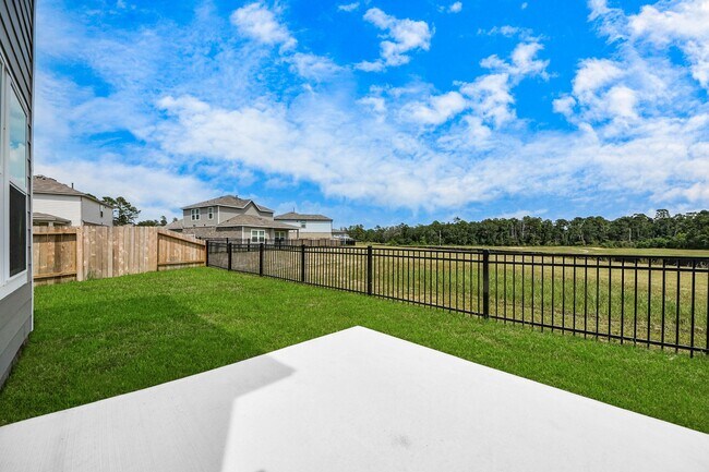Building Photo - 135 Alset Dr
