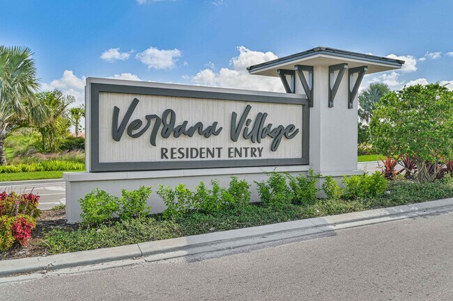 Building Photo - ** Single Family Home ~ Verdana Village ~ 3 Car Garage ~ Salt Water Pool & Lake Views **