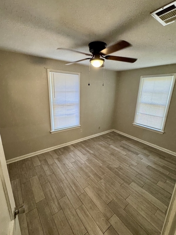 Building Photo - 1618 Elberta Dr