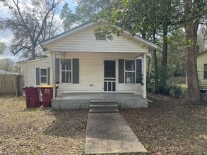 Building Photo - FLORIDA COTTAGE