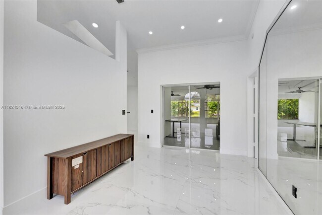 Building Photo - 17084 33rd Rd N