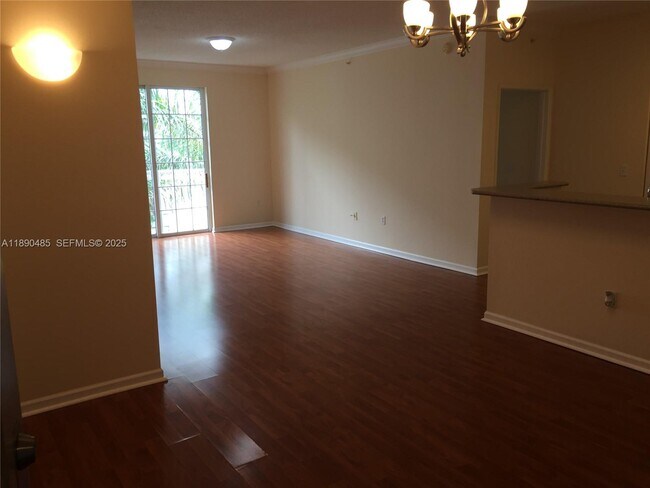 Building Photo - 1900 Van Buren St