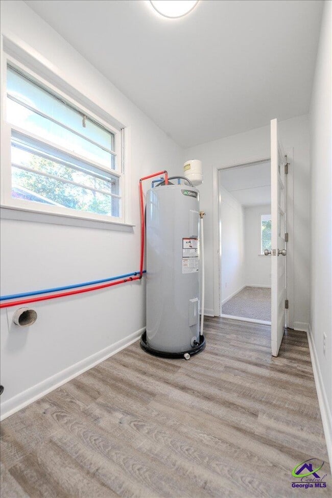 Building Photo - 100 Belmont Dr