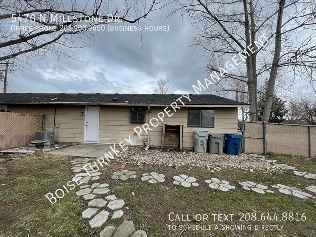 Building Photo - 2 Bed 1 Bath Home Near Garden City Fairgro...