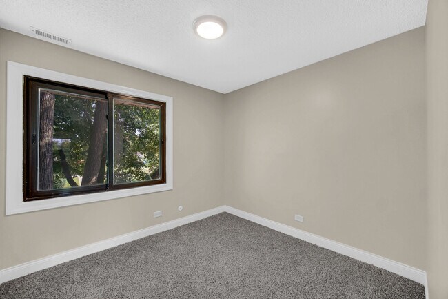 Building Photo - 1313 Court P