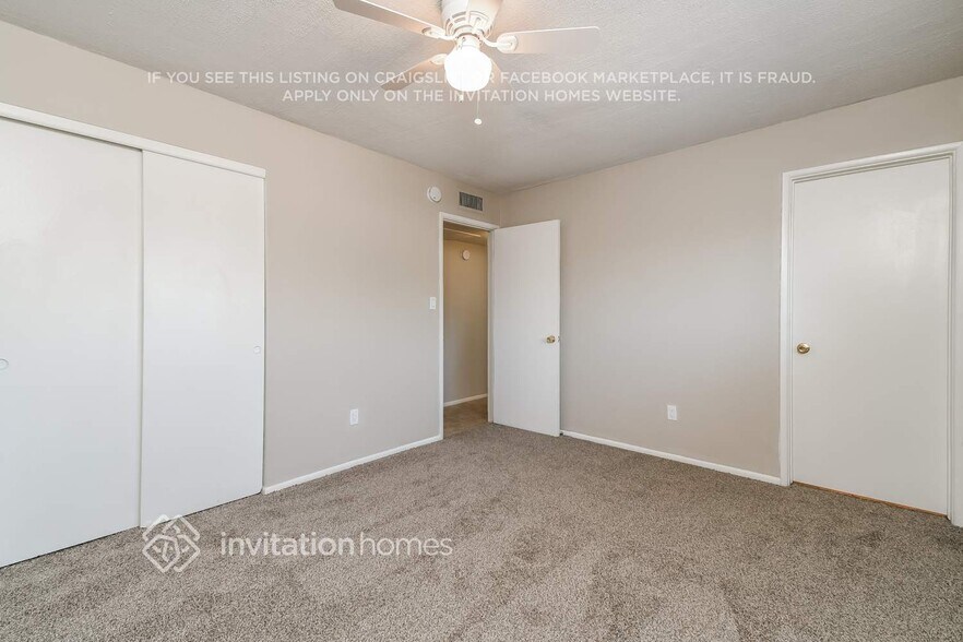 Building Photo - 9107 E Gary Ln