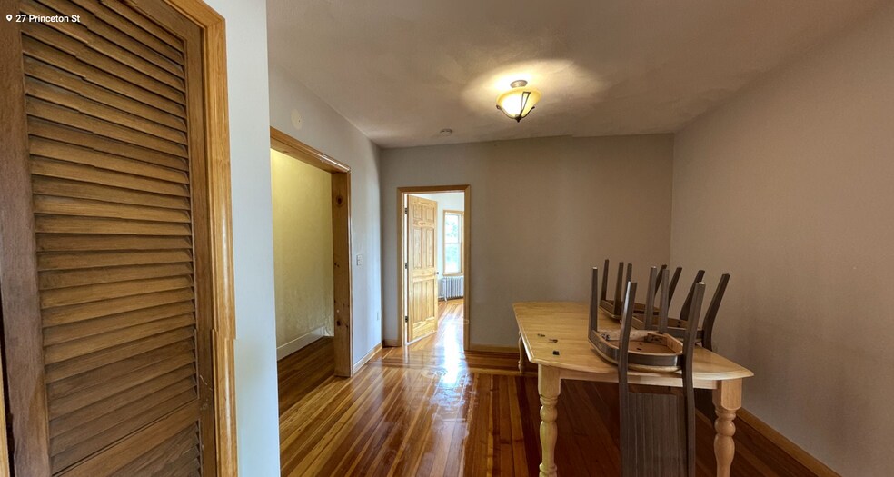 Building Photo - 27 Princeton St