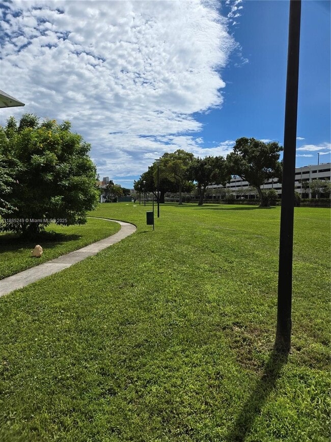 Building Photo - 7660 SW 82nd St