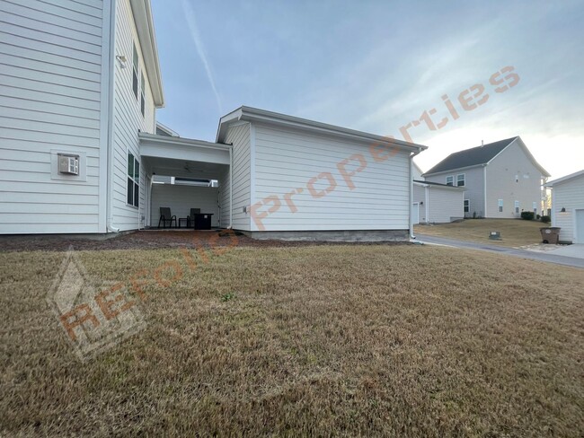 Building Photo - Beautiful 3-Bedroom, 2.5-Bath Home w/Bonus...