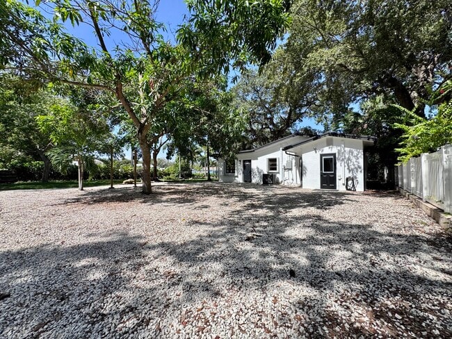Building Photo - 2390 SW 18th Ave