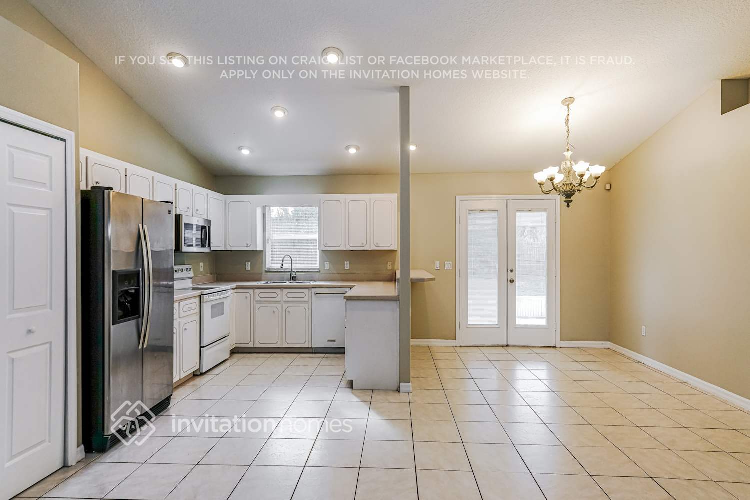 Building Photo - 3104 Pine Tree Dr