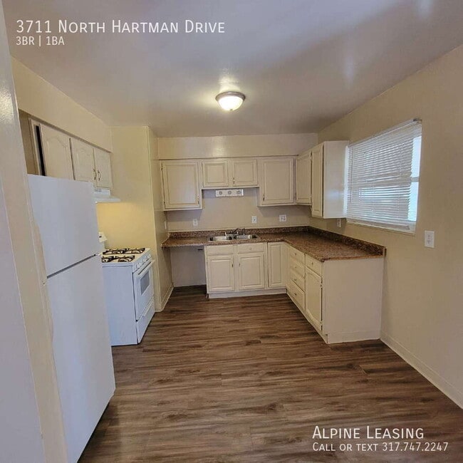 Building Photo - 3711 N Hartman Dr