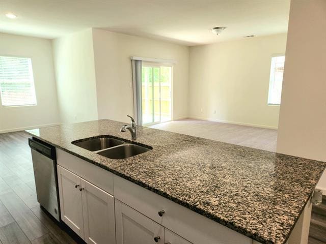 Building Photo - 724 Crestridge Dr
