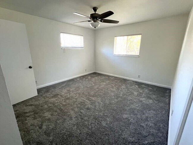 Building Photo - 3736 Orangerie Way