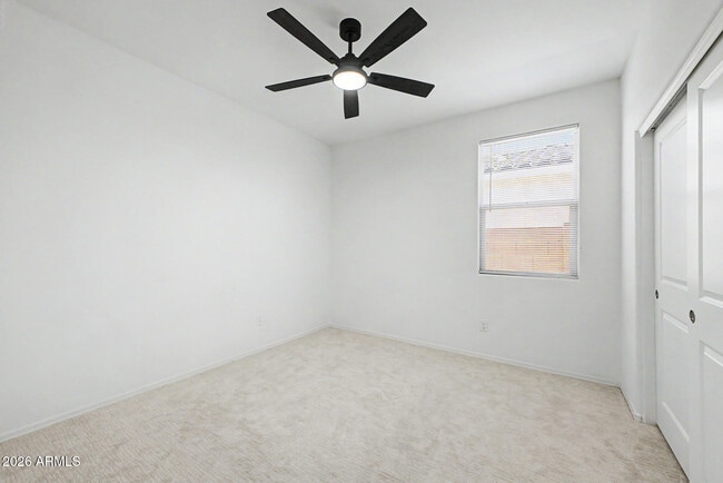 Building Photo - 21157 E Canary Wy
