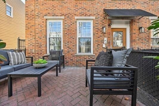 Building Photo - 47 Washburn St