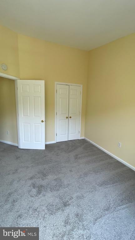 Building Photo - 6125 White Marble Ct