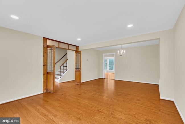 Building Photo - 7428 Fountain Head Dr
