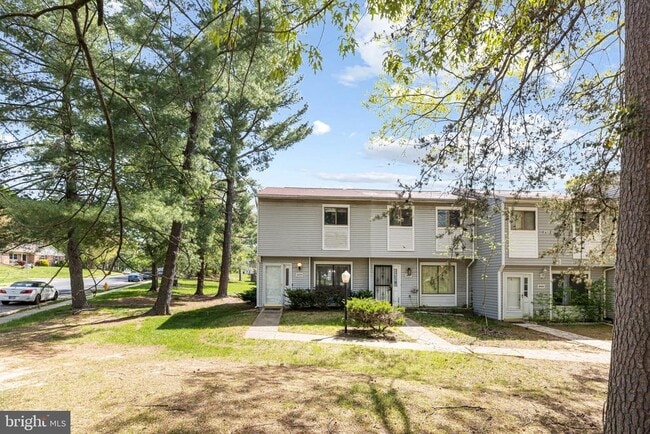 Building Photo - 3029 Heathcote Rd