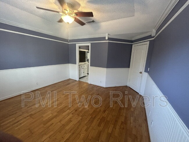 Building Photo - 2820 Chapelwood Dr